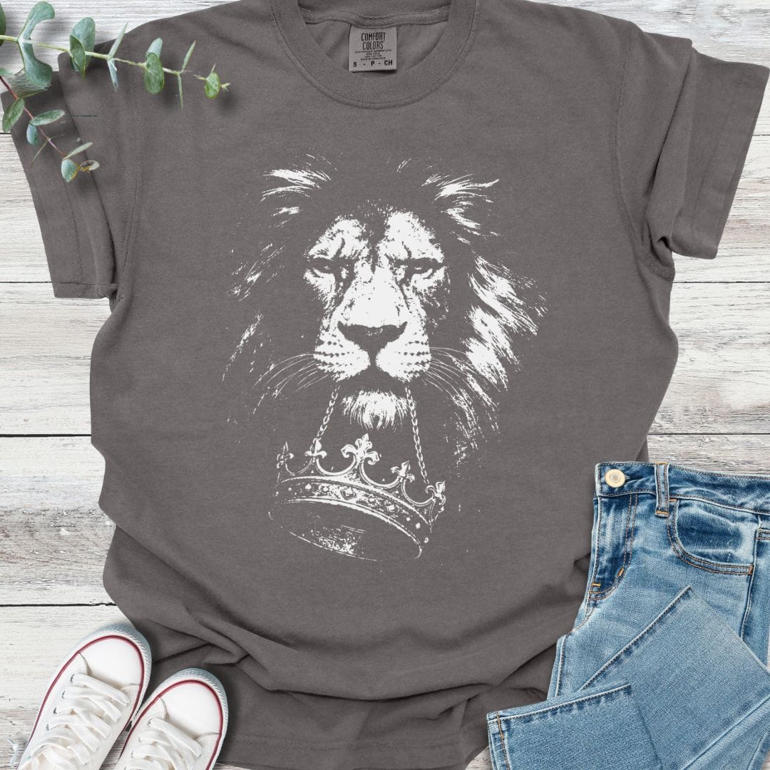 Lion and King T-Shirt product image 3