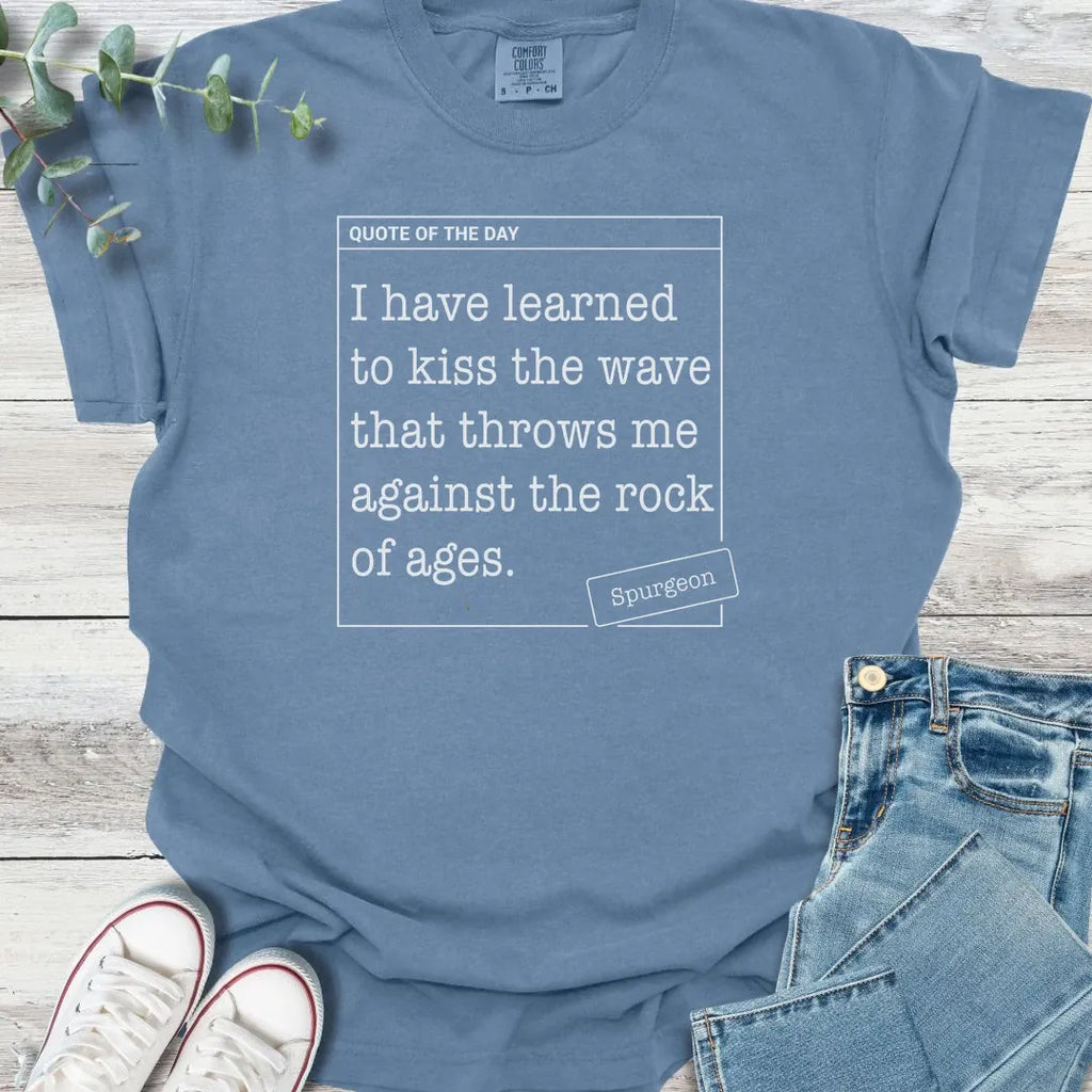 Kiss the Wave T-Shirt product image 3