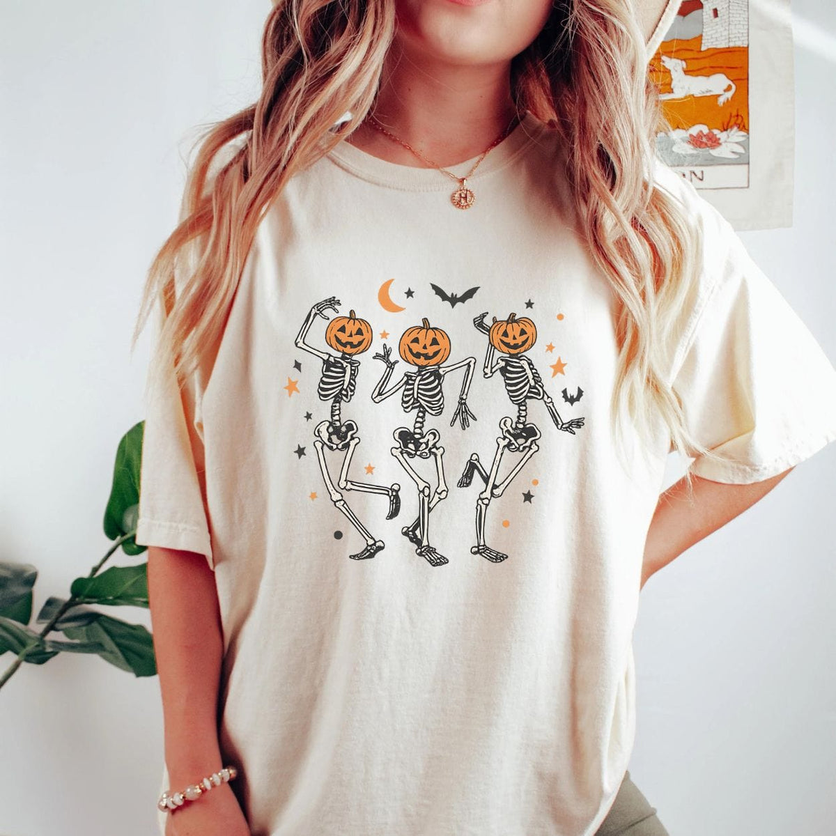 Dancing Skeleton Pumpkin Retro Halloween Shirt product image 2